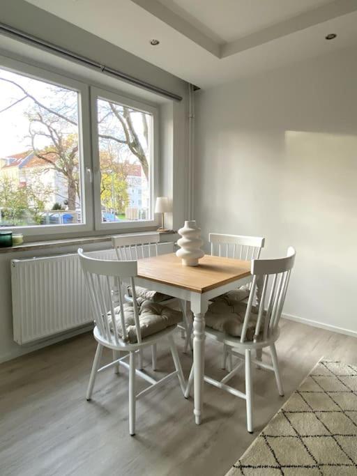 Country Style Apartment With Balcony Near Fair Hanower Zewnętrze zdjęcie